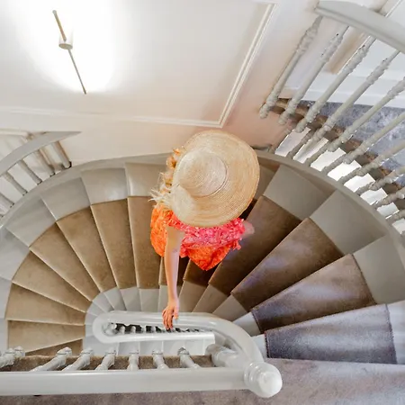 King Othon Boutique Hotell 3*