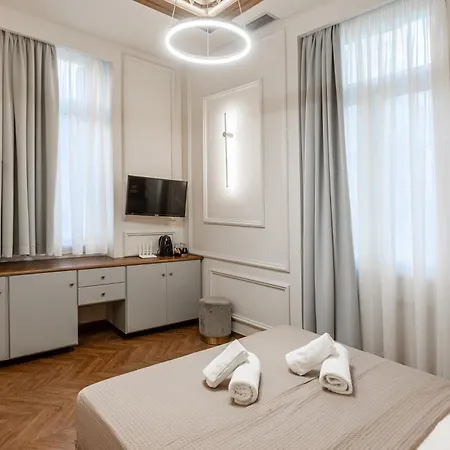 King Othon Boutique 纳夫普利翁