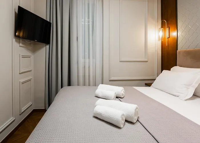 King Othon Boutique 3*